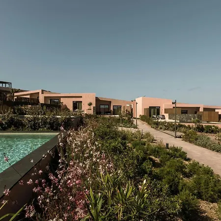 Hotel Domes Novos Santorini, Autograph Collection Ia