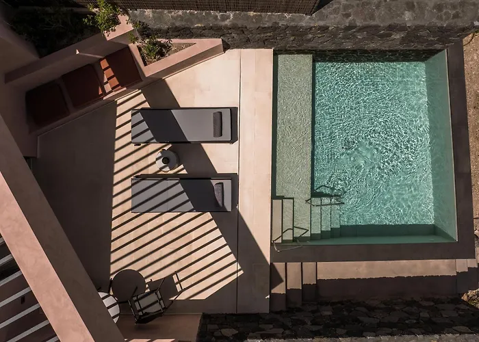 Hotel Domes Novos Santorini, Autograph Collection Ia