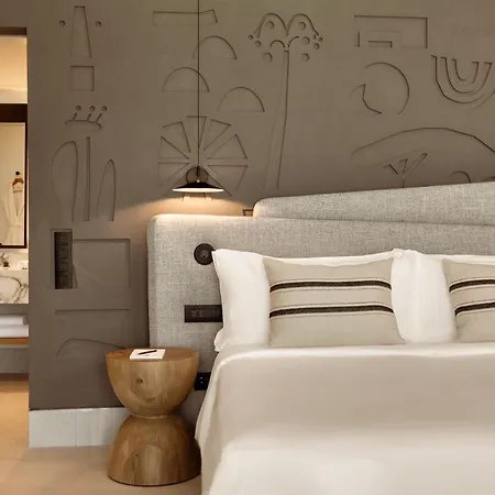 Domes Novos Santorini, Autograph Collection فندق