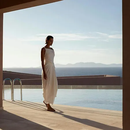 Domes Novos Santorini, Autograph Collection Hotel