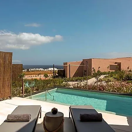 Domes Novos Santorini, Autograph Collection فندق 5*
