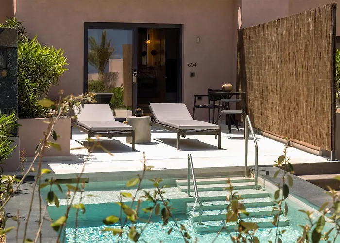 Hotel Domes Novos Santorini, Autograph Collection 5*