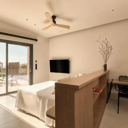 Domes Novos Santorini, Autograph Collection Hotel 5*