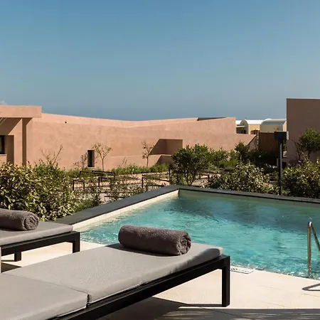 Domes Novos Santorini, Autograph Collection Oia (Santorini)