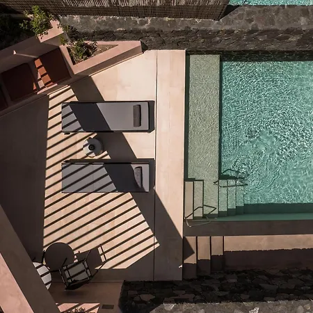 Hotel Domes Novos Santorini, Autograph Collection Oia