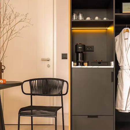 Domes Novos Santorini, Autograph Collection 5*