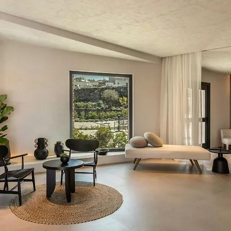 Domes Novos Santorini, Autograph Collection Hotel Oia (Santorini)