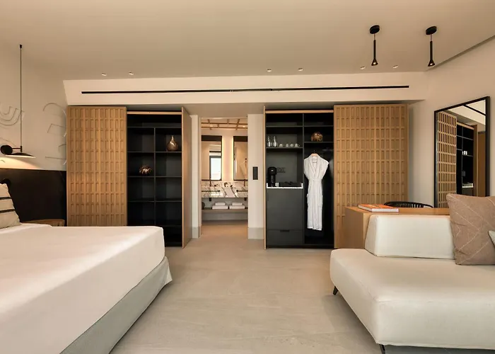 Domes Novos Santorini, Autograph Collection Oia