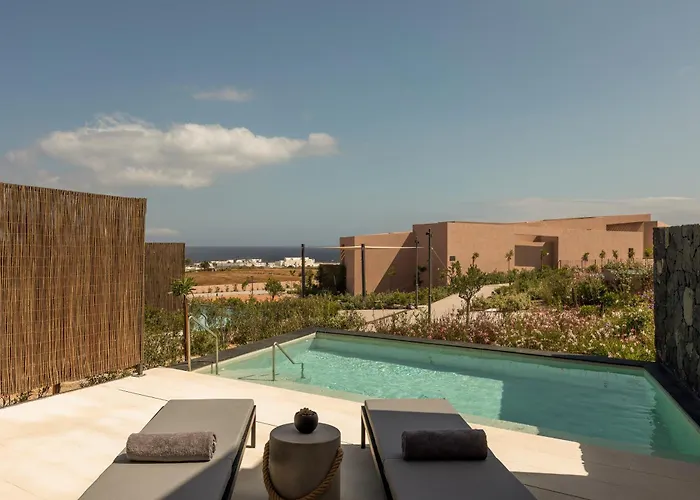 Domes Novos Santorini, Autograph Collection Hotel Oia