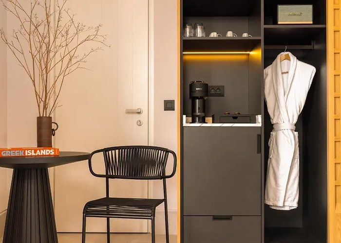 Domes Novos Santorini, Autograph Collection 5*