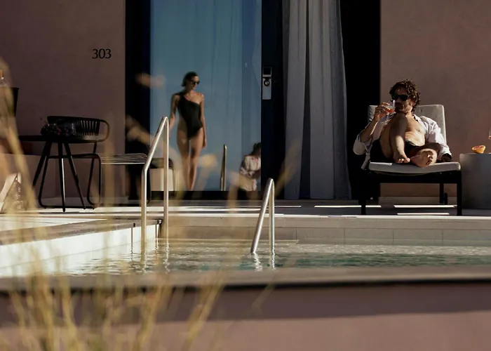 Domes Novos Santorini, Autograph Collection Oia (Santorini)