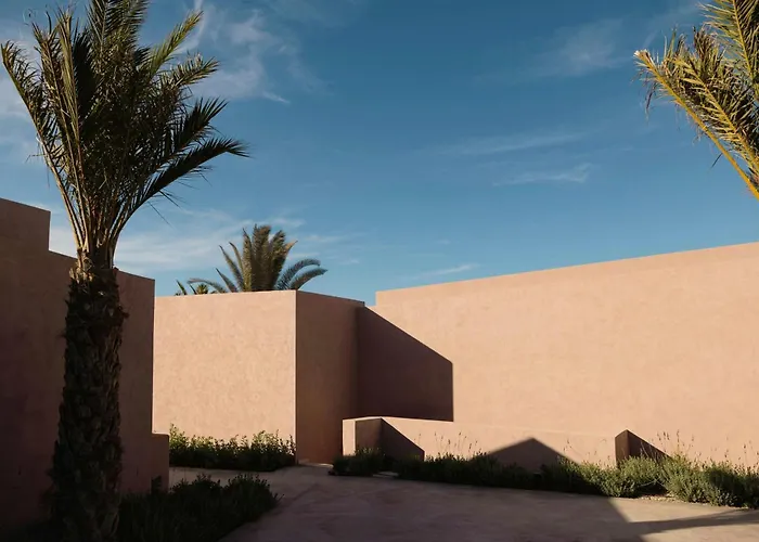 Domes Novos Santorini, Autograph Collection 5* Oia