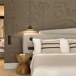 Domes Novos Santorini, Autograph Collection ホテル