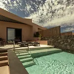 Domes Novos Santorini, Autograph Collection ホテル 5*